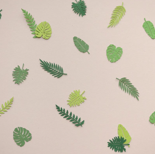 Confeti hojas tropical