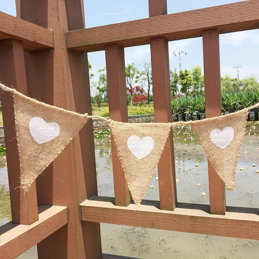 Banderín arpillera corazones