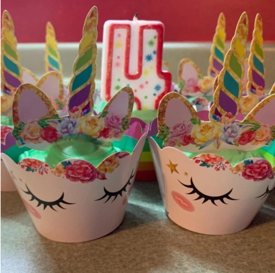 Contenedor cupcake unicornio con toppers