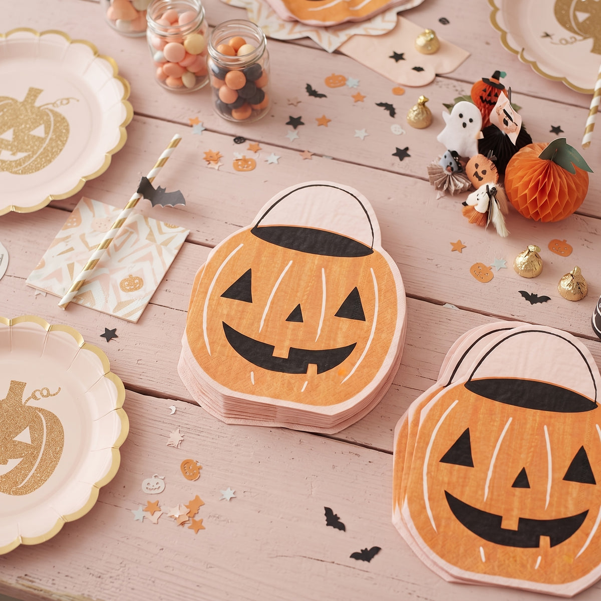 Servilletas calabaza con platos