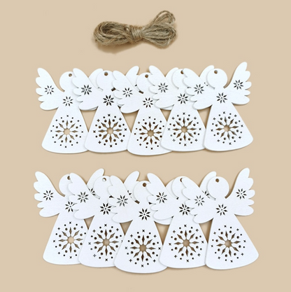 Ángel de madera blanco